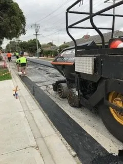 Roadgrid Reduces Road Cracking